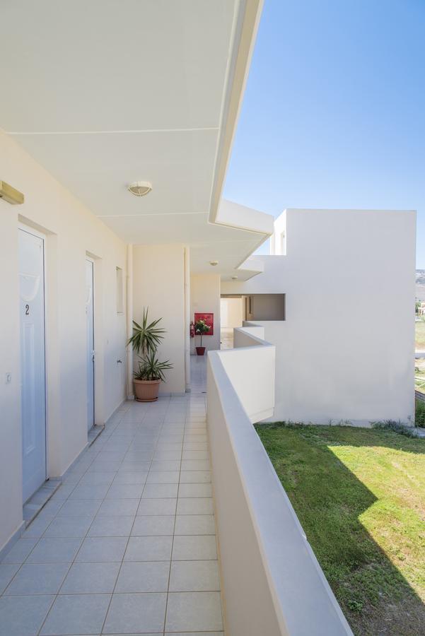 Oneiro Boutique Hotel Tigkaki  Exterior photo